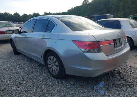 2011 Honda Accord 2.4 Lx z USA, uszkodzony, nr VIN 1HGCP2F33BA013278